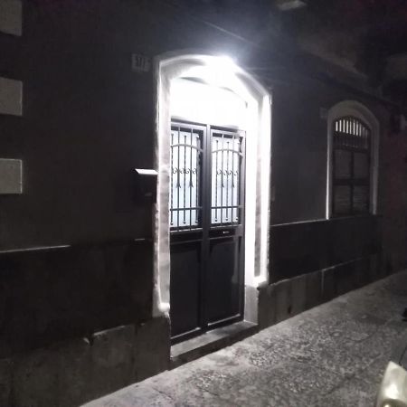 Vittorio Emanuele House Apartment Catania Luaran gambar