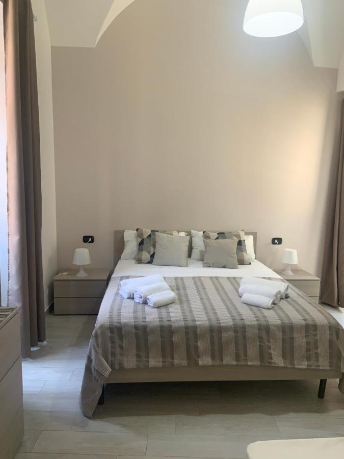 Vittorio Emanuele House Apartment Catania Luaran gambar