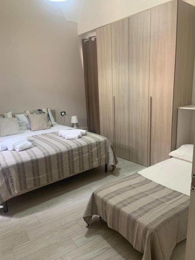 Vittorio Emanuele House Apartment Catania Luaran gambar